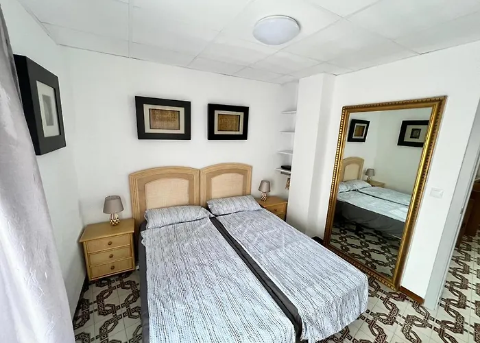 Mirror Apartment Gandia